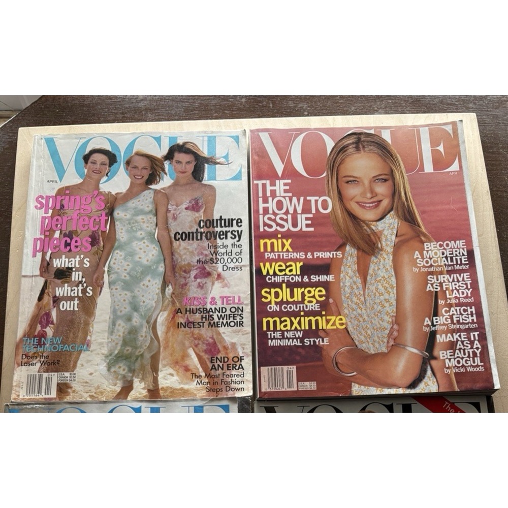 Vtg Vogue Magazine LOT of 2 Carolyn Murphy April 1997 April 2000 No Labels